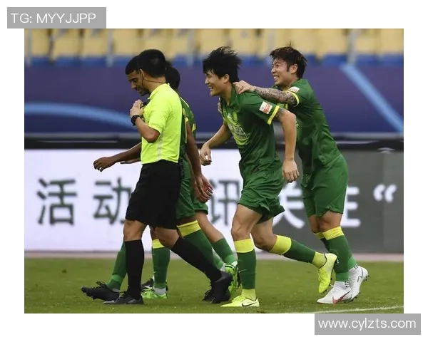 北京中赫国安迎战青岛黄海青港精彩直播全程回顾与分析 北京中赫国安迎战青岛黄海青港精彩直播全程回顾与分析