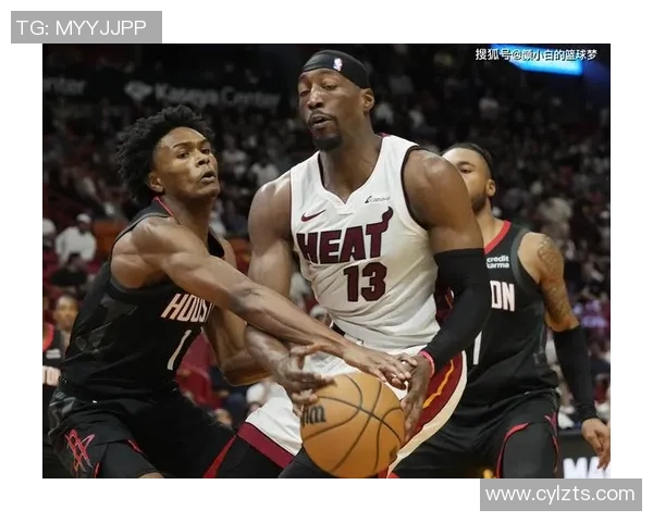 火箭队与热火队在2017至2018赛季第二节精彩对决回顾与分析